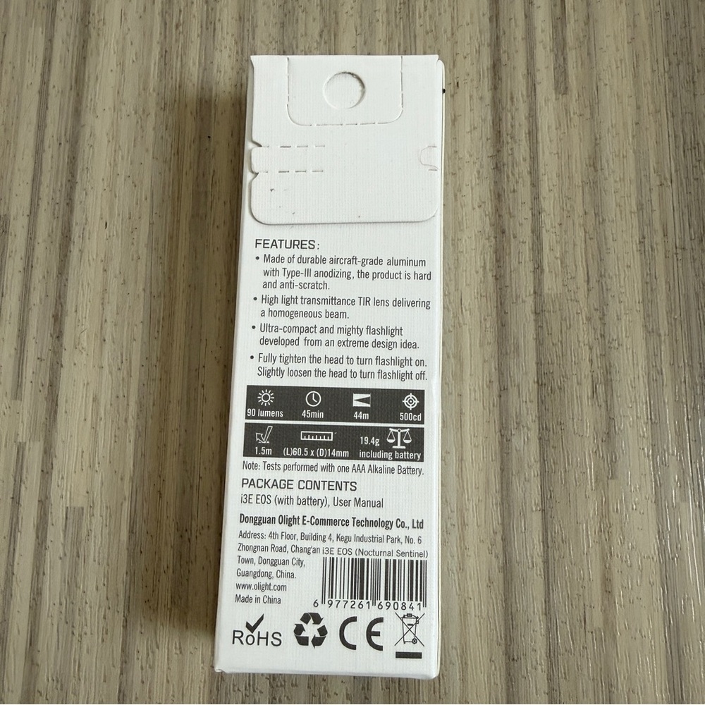 Olight i3E EOS Mono-Output Key Chain LED Flashlight Purple w Green Bat Design - Picture 3 of 4